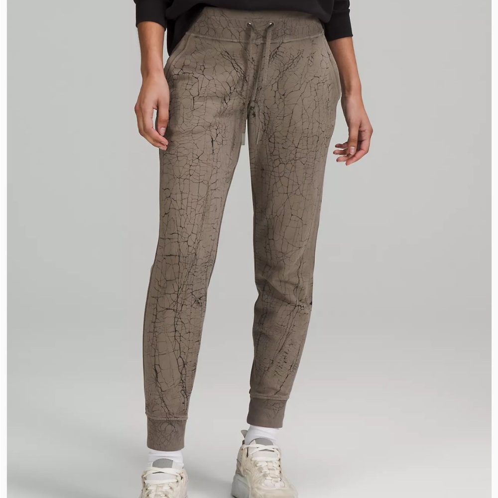 Lulu Lemon Warm Down Joggers Thread Dye River Black Grey Pants Size 2 New w Tags